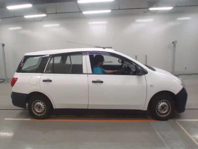 Nissan AD
