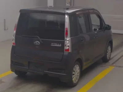 Subaru STELLA