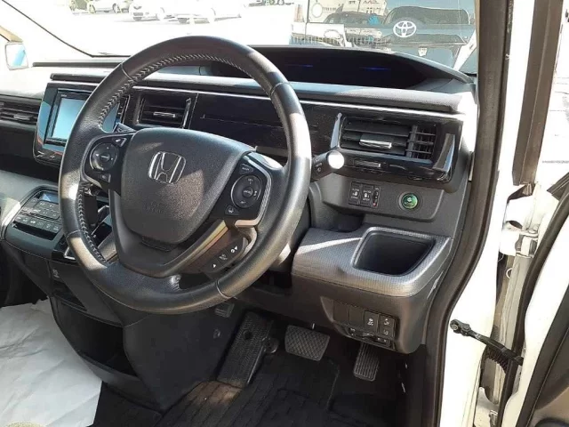 Honda STEP WAGON