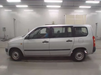 Toyota SUCCEED