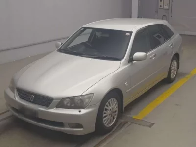 Toyota ALTEZZA WAGON