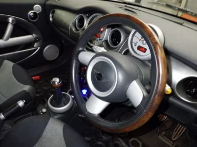 BMW MINI
