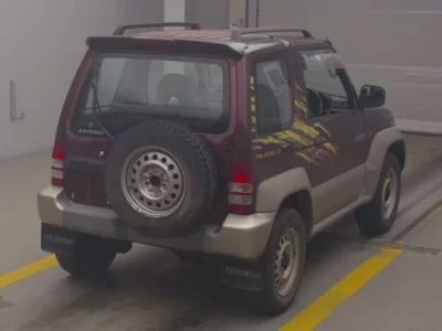 Mitsubishi PAJERO JR