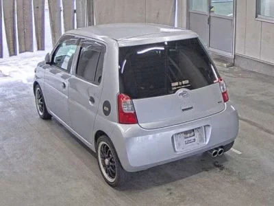 Daihatsu Esse