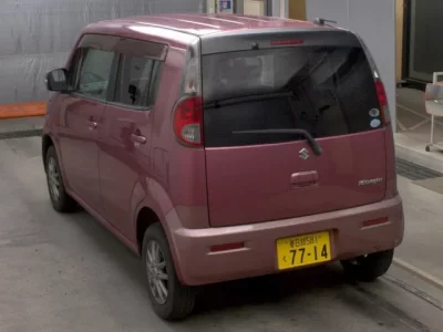 Suzuki MRWAGON