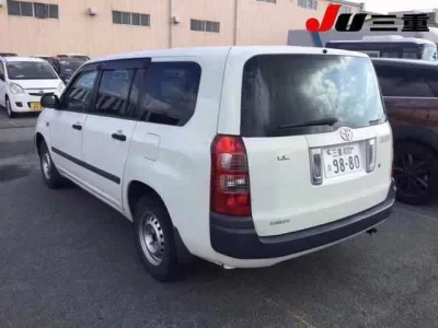 Toyota SUCCEED