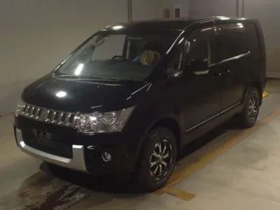 Mitsubishi DELICA D5