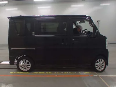 Nissan CLIPPER RIO