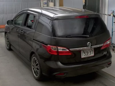 Nissan LAFESTA