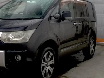 Mitsubishi DELICA D5