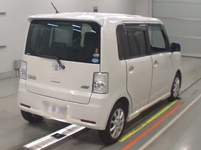 Toyota PIXIS SPACE