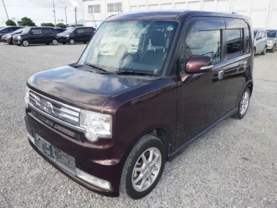 Toyota PIXIS SPACE