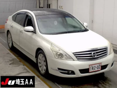 Nissan TEANA