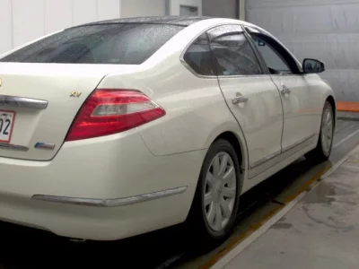 Nissan TEANA