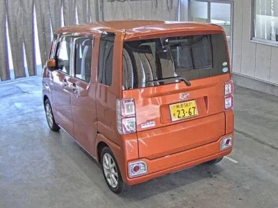 Toyota PIXIS MEGA