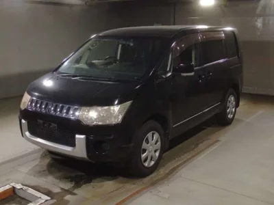 Mitsubishi DELICA D5