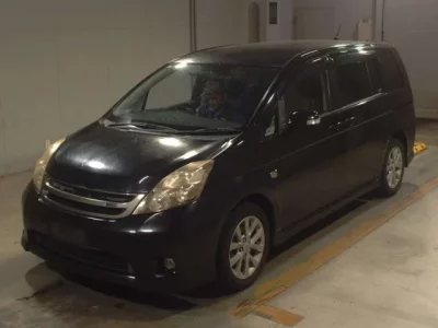 Toyota ISIS