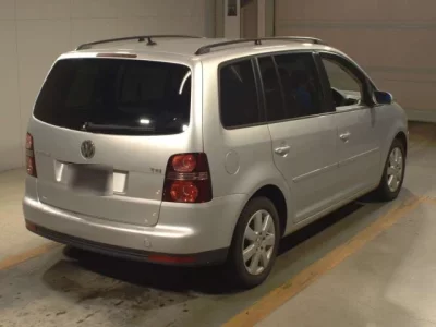 Volkswagen GOLF TOURAN