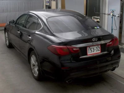 Nissan FUGA