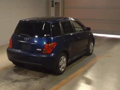 Toyota IST