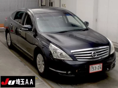 Nissan TEANA