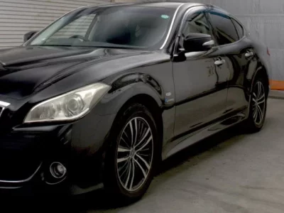 Nissan FUGA