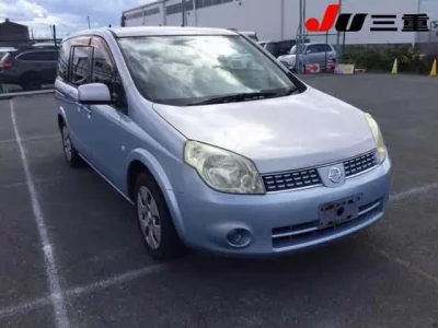 Nissan LAFESTA