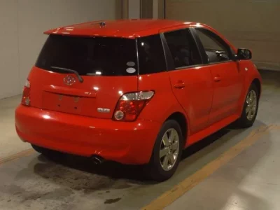 Toyota IST