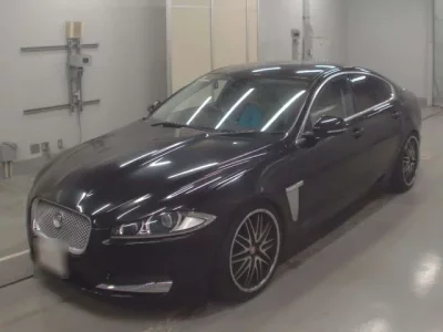 Jaguar XF SERIES
