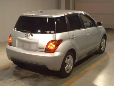 Toyota IST