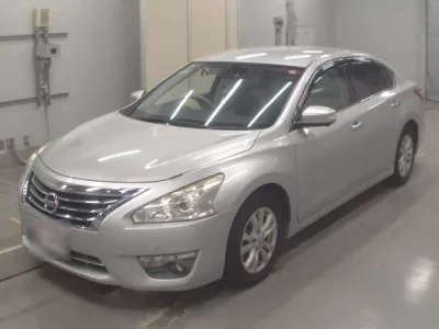 Nissan TEANA