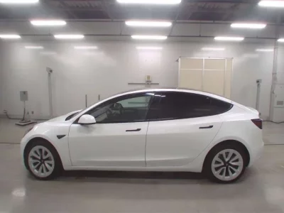 Tesla MODEL3