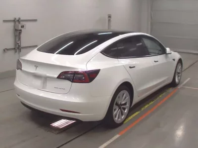 Tesla MODEL3