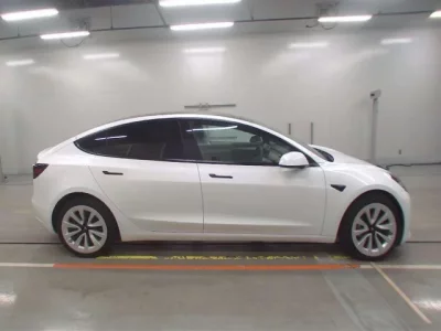 Tesla MODEL3