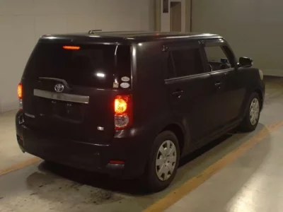 Toyota COROLLA RUMION