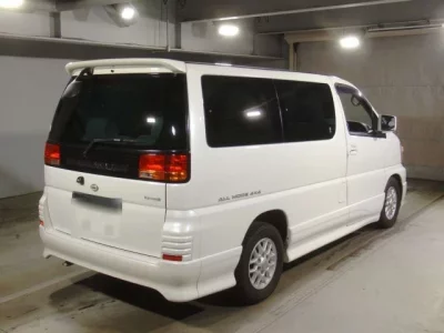 Nissan ELGRAND