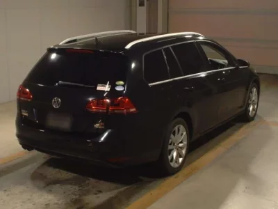Volkswagen GOLF VARIANT