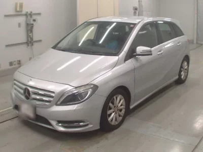 Mercedes-Benz B CLASS