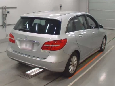 Mercedes-Benz B CLASS
