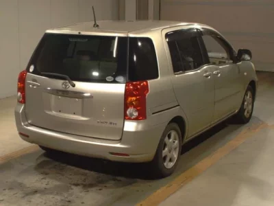 Toyota RAUM