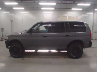 Mitsubishi CHALLENGER