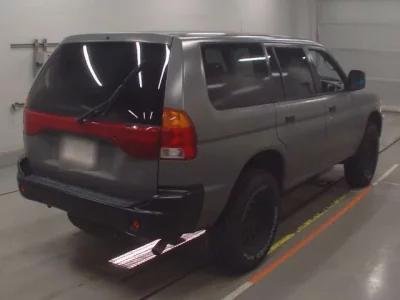 Mitsubishi CHALLENGER