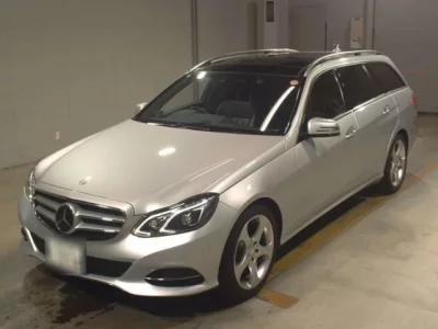 Mercedes-Benz E CLASS WAGON