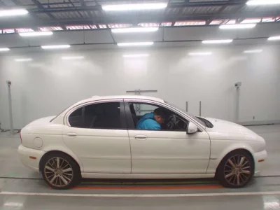 Jaguar X TYPE