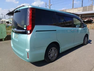 Toyota ESQUIRE