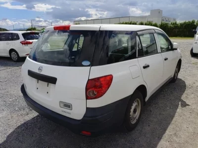 Nissan AD