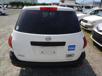 Nissan AD