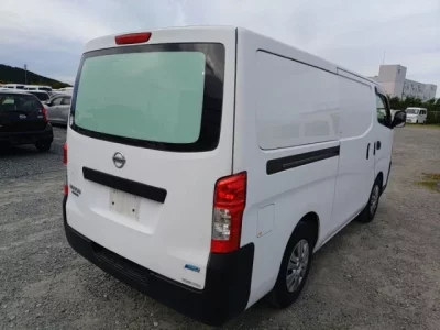 Nissan CARAVAN VAN