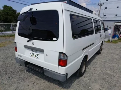 Mitsubishi DELICA