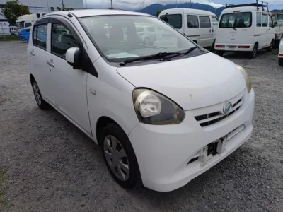 Daihatsu MIRA E S